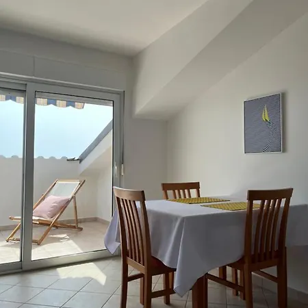 Pixie Dust Apartment Pisak