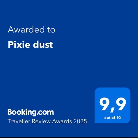 Pixie Dust In Appartement Pisak